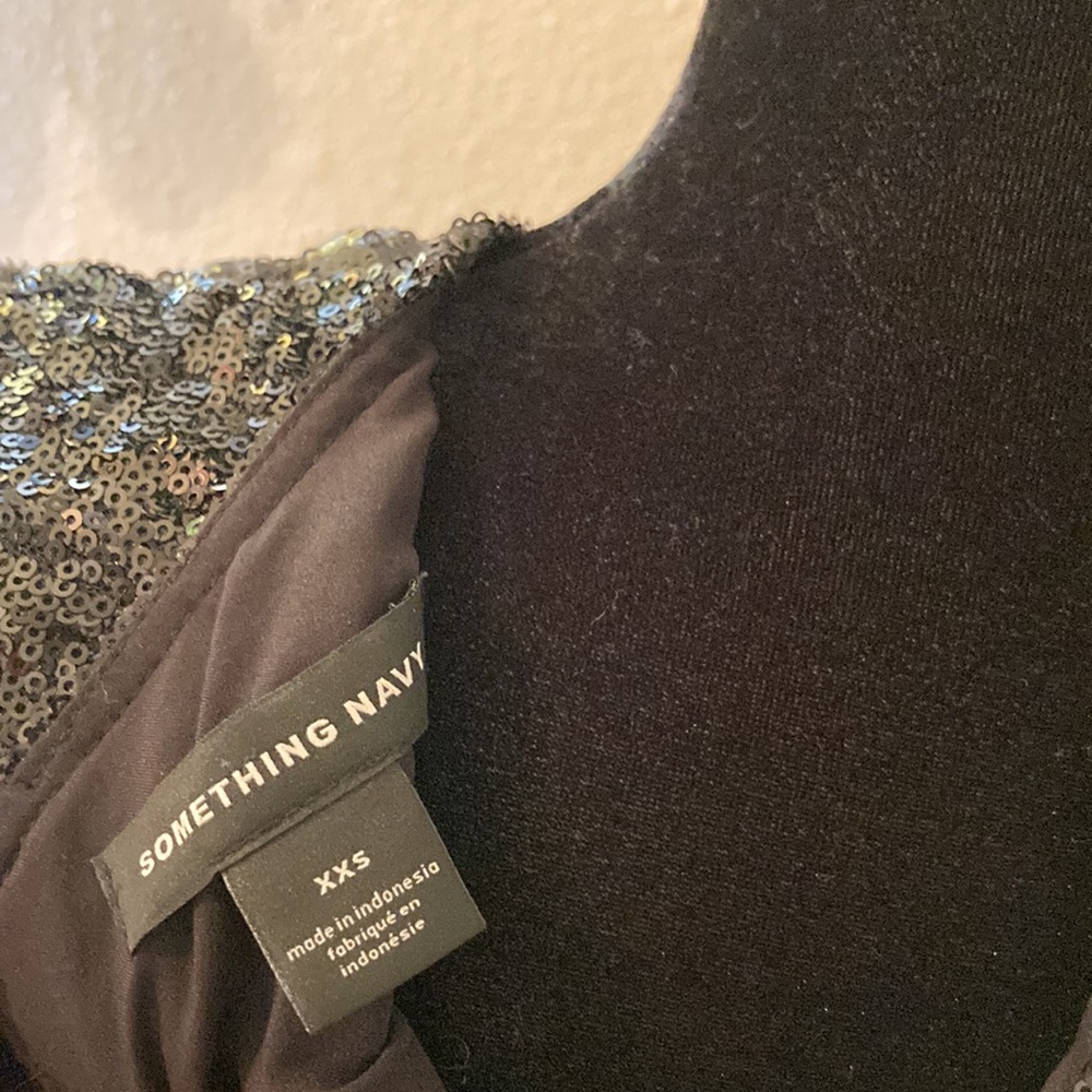 Long sleeved sequin black blouse - Picture 6 of 6
